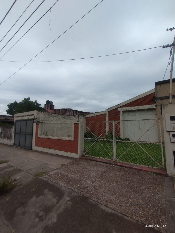 GALPON SOBRE AV. VIAMONTE EXC. OPORTUNIDAD COMERCIAL