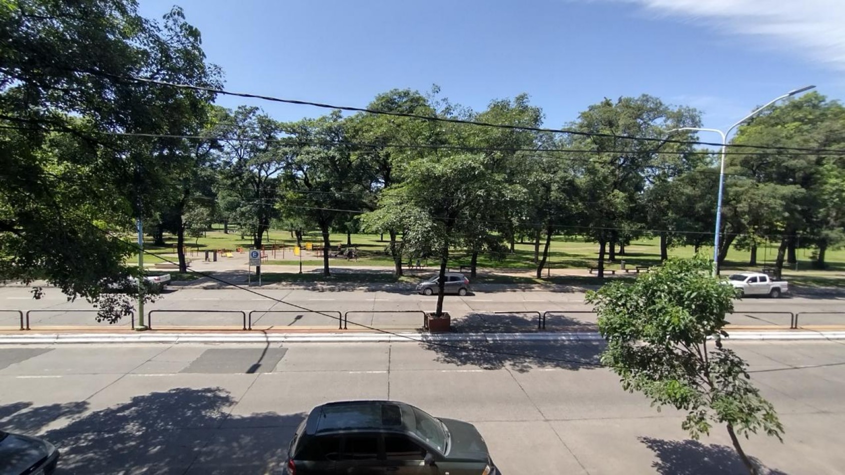 av soldatiti al 500 - frente al parque 9 de julio