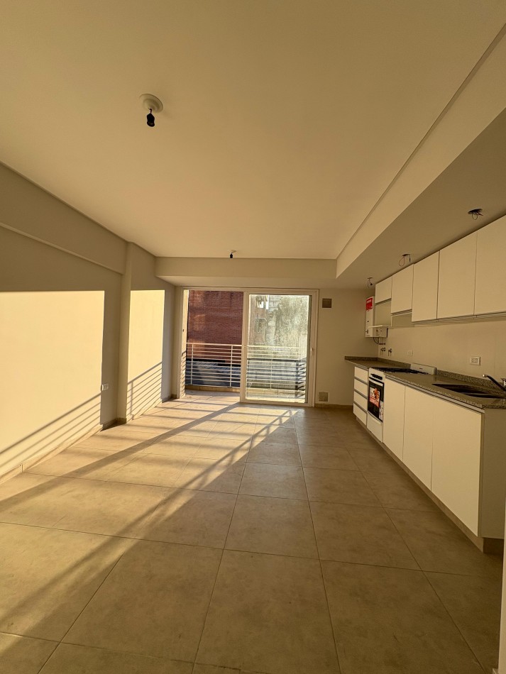 DEPARTAMENTO A ESTRENAR - LAPRIDA 700 SMT