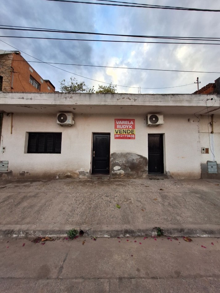 VIVIENDA VILLA ALEM - PJE PRIMERA JUNTA 1100 (A dos cuadras Av. Roca al 1000)