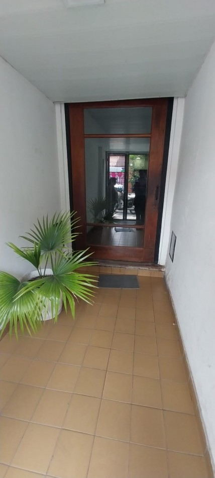 DEPARTAMENTO 1 DORMITORIO C/BALCON 4TO PISO 9 DE JULIO 