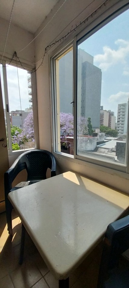 DEPARTAMENTO 1 DORMITORIO C/BALCON 4TO PISO 9 DE JULIO 