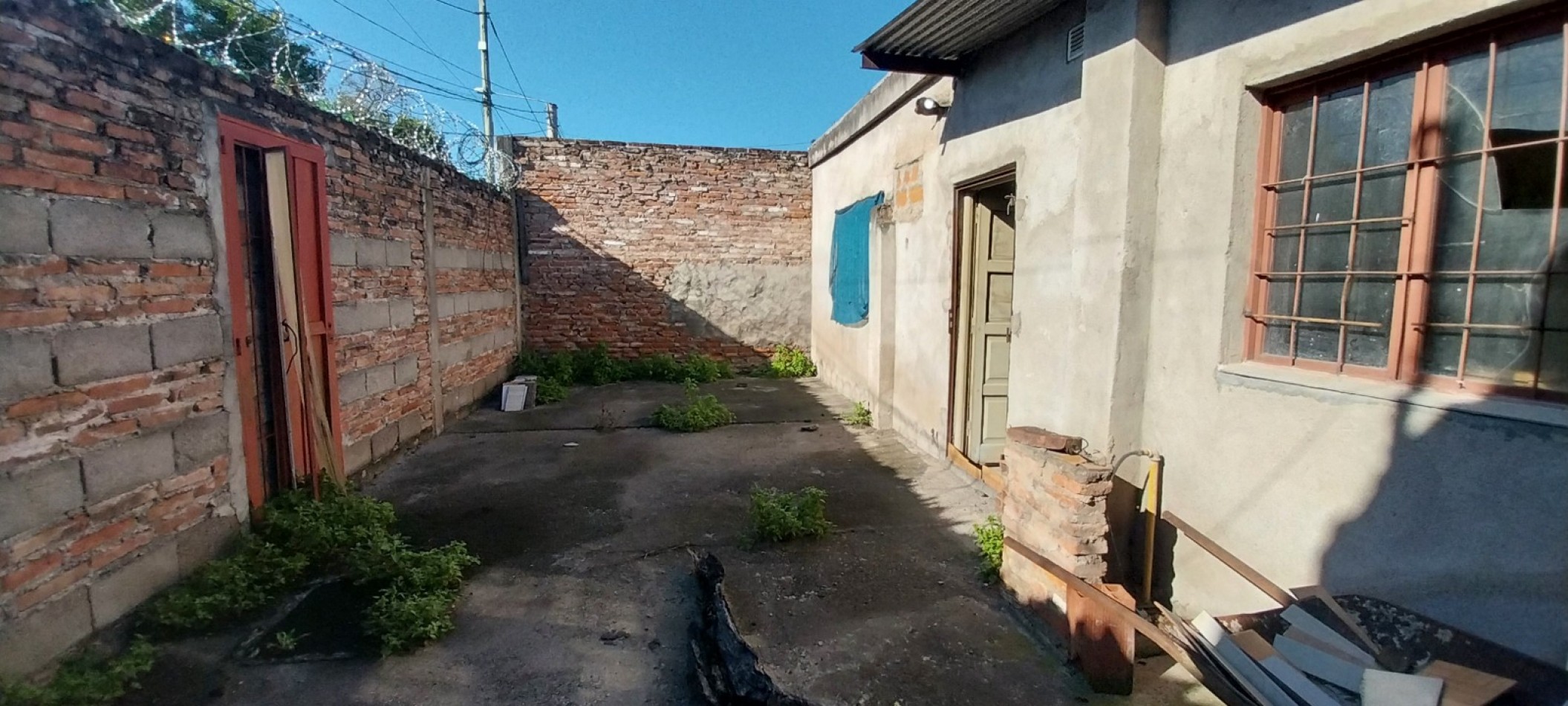 VENTA!  CASA EN ENTRE RIOS 1240 / VILLA ALEM