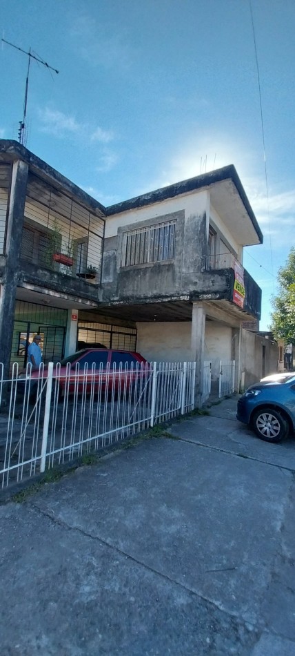 VENTA!  FRENCH 70 / SAN CAYETANO / EXCELENTE UBICACION