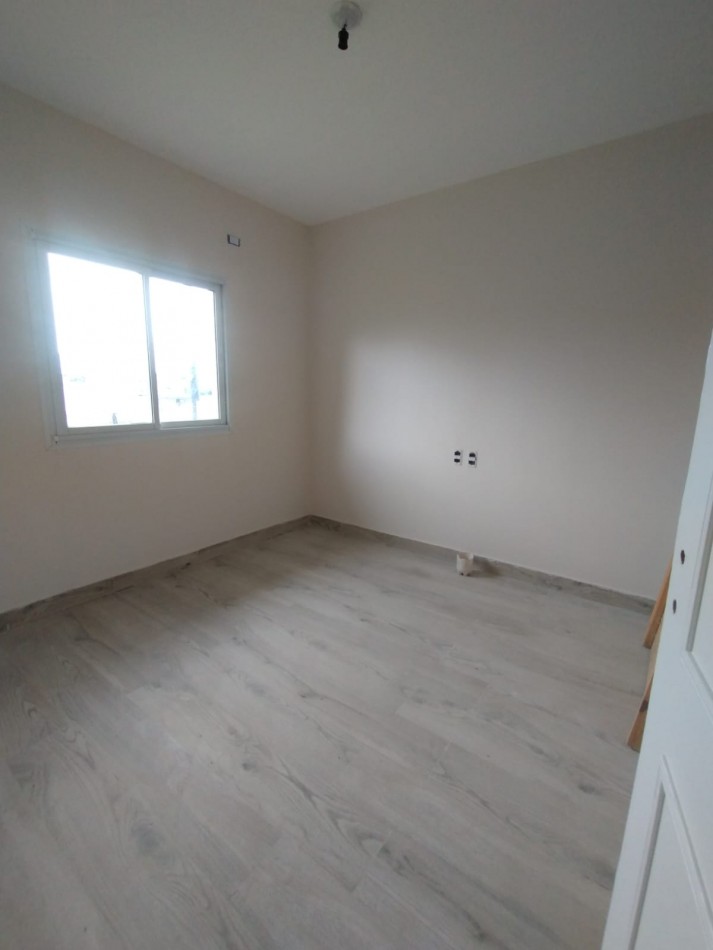 CASA A ESTRENAR B° LAGAR DE LOS NOGALES (EXCELENTE UBICACION)