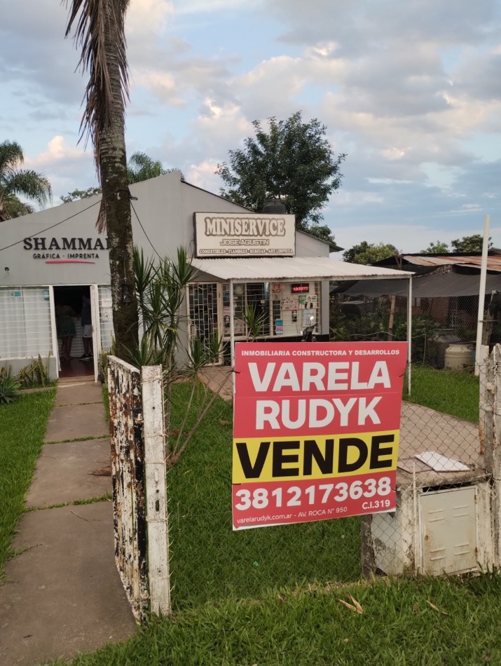 Casa 3 Dormitorios - Av. Juan Domingo Peron 2900