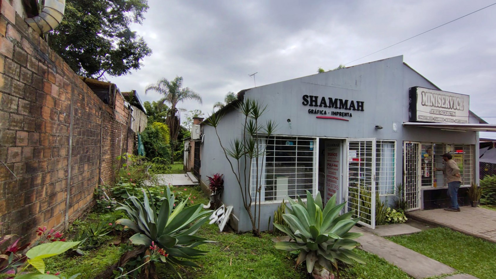 Casa 3 Dormitorios - Av. Juan Domingo Peron 2900