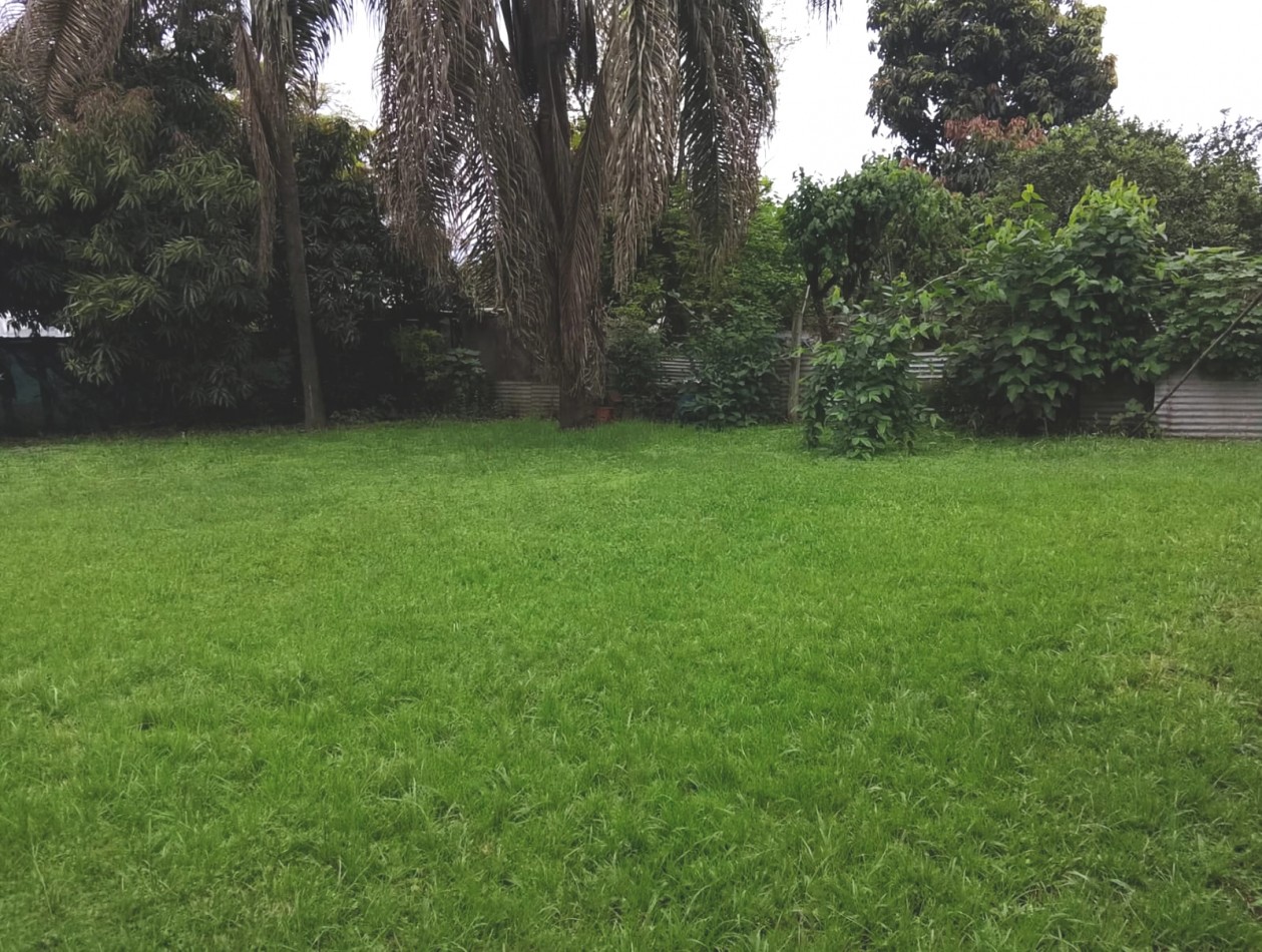Casa 3 Dormitorios - Av. Juan Domingo Peron 2900