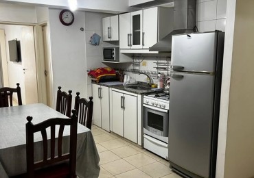 DPTO 1 DORMITORIO C/BALCON AL FRENTE 2DO PISO BOLIVAR 195