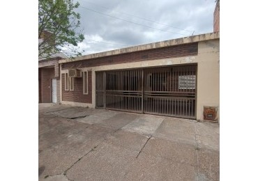 OPORTUNIDAD - VIVIVENDA B°COPIAT 1 (Parque 9 de julio)